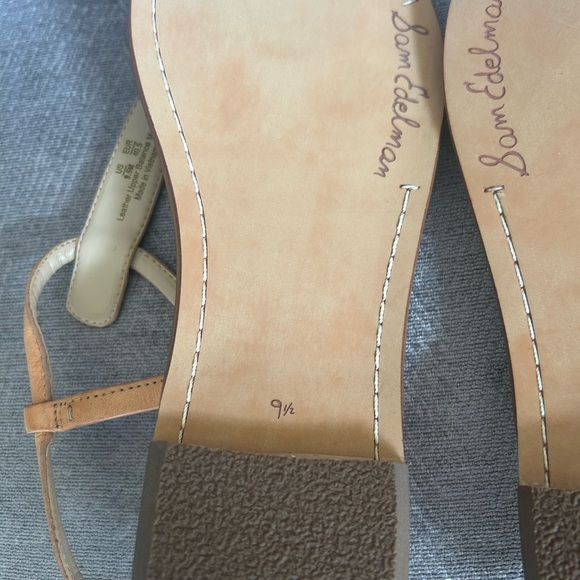 Sam Edelman Gigi Thong Sandal - Picture 10 of 10